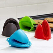 2067 Silicone Heat Resistant Cooking Potholder for Kitchen Cooking & Baking 1 Pc - Your Brand