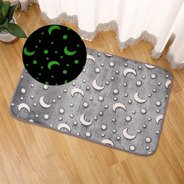 MAGIC NON-SLIP GLOWING FLOOR MAT